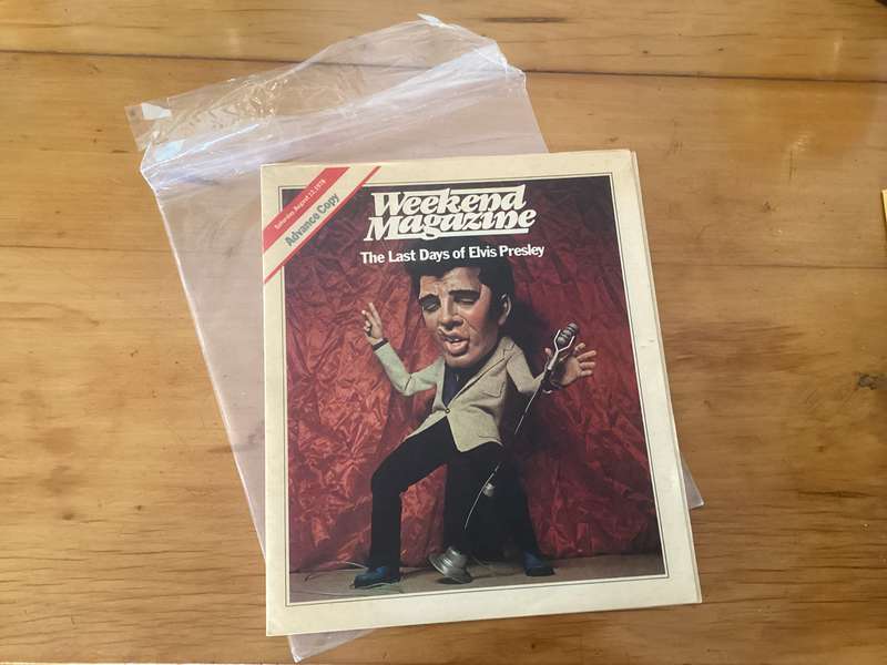 ELVIS. Classic: Weekend Magazine (Canadian 1 year anniversary issue). Complete and in very good con.