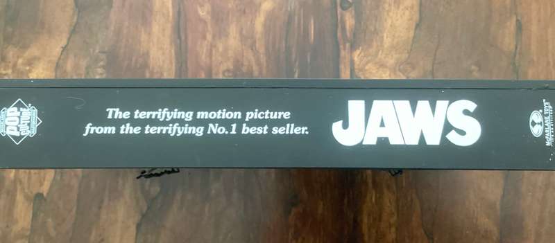 JAWS !!! Classic and very unique 3D movie diorama, based on the 1975 movie poster