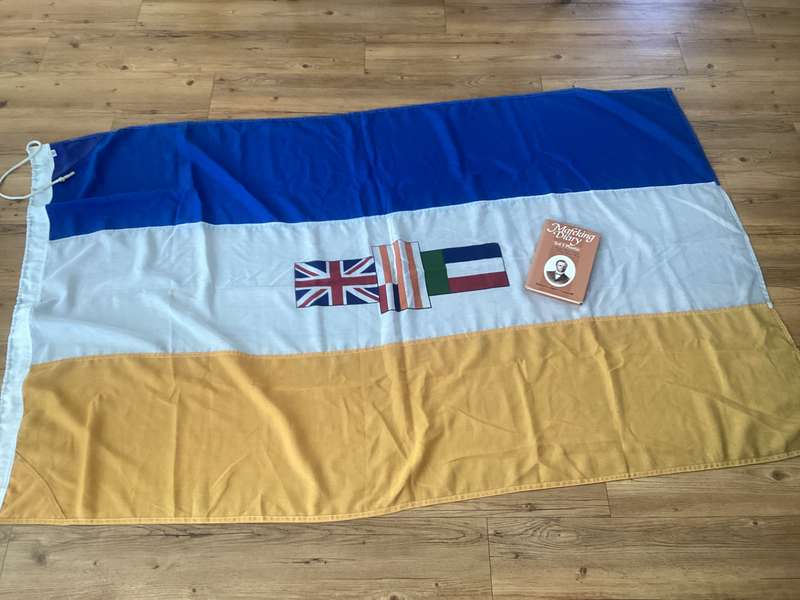 Flag - South Africa, pre 2004. Large size in VGood condition.