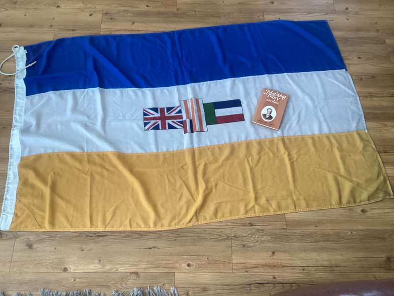 Flag - South Africa, pre 2004. Large size in VGood condition.