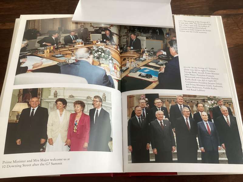MIKHAIL GORBACHEV. The August Coup. Hardcover, First Edition.
