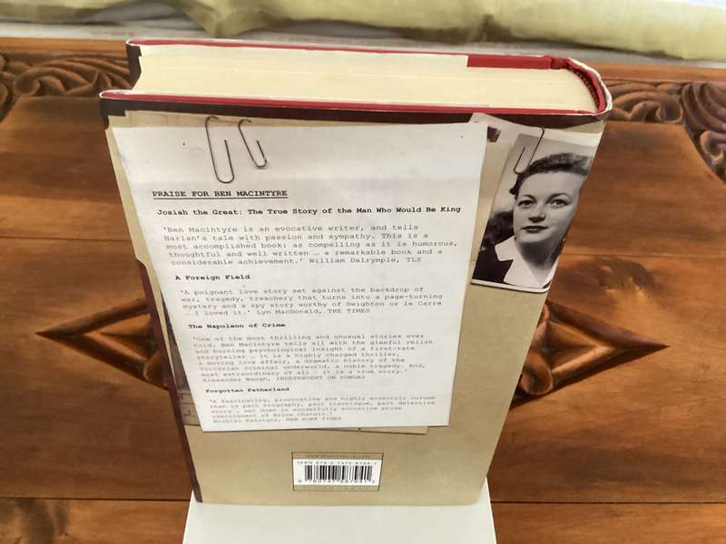 AGENT ZIGZAG. HARDCOVER in excellent condition, by Ben Macintyre.