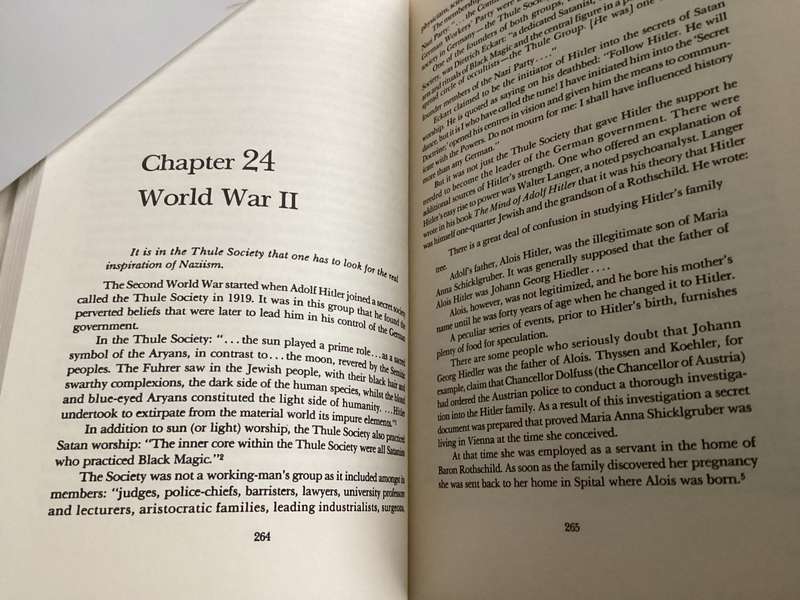 THE UNSEEN HAND. The Conspiratorial View of History. Paperback in a Good + condition.