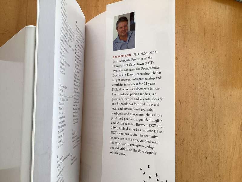 CREATIVITY EXPLAINED. Signed copy, First edition. In an excellent condition.