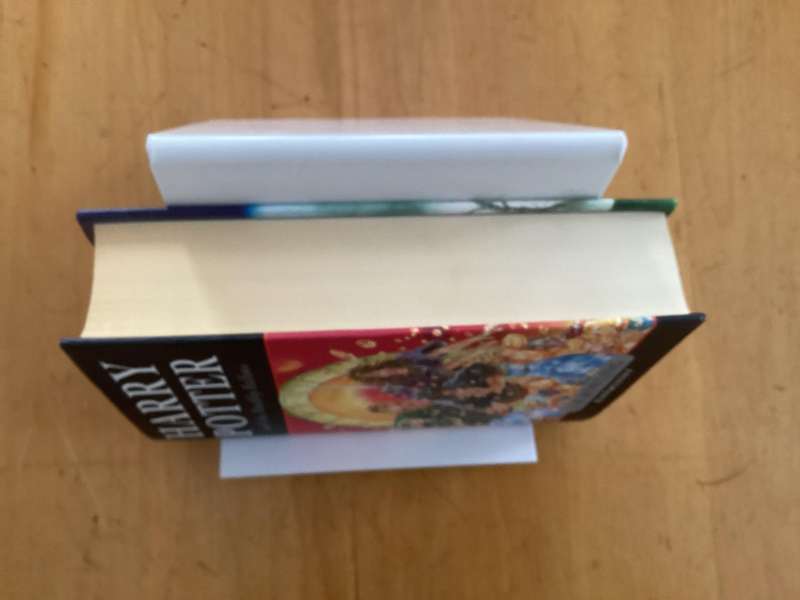 HARRY POTTER and the DEATHLY HALLOWS. Hardcover, First Edition in a Fine condition.