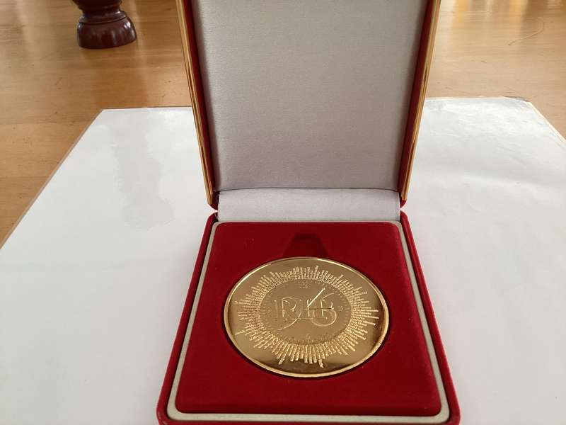 LIVERPOOL FC. 21st anniversary commemorative medal  (dedicated to the 96).