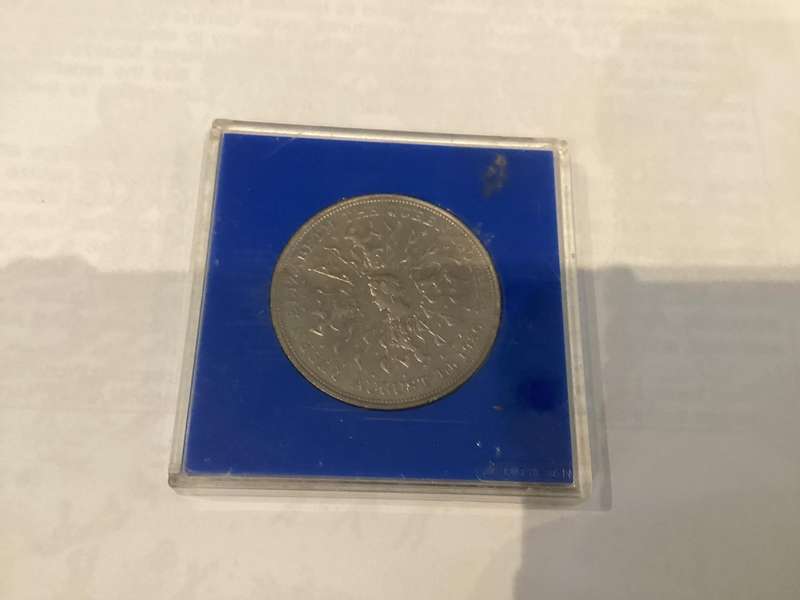 QUEEN MOTHER Commemorative coin, issued by Yorkshire Bank on her 80th birthday.