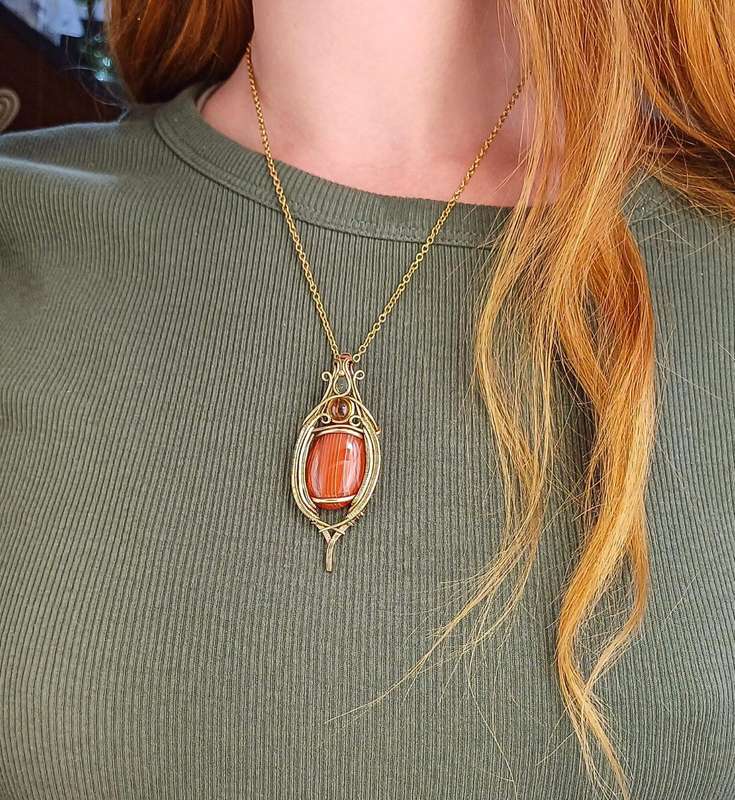 Sunglade Relic Pendant Chain Carnelian Citrine Raw Demantoid in Brass and Brass Twisted & Stoned