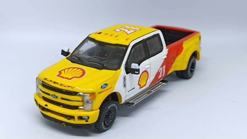 1/64 scale Ford F-350, Mustang and car trailer. Greenlight