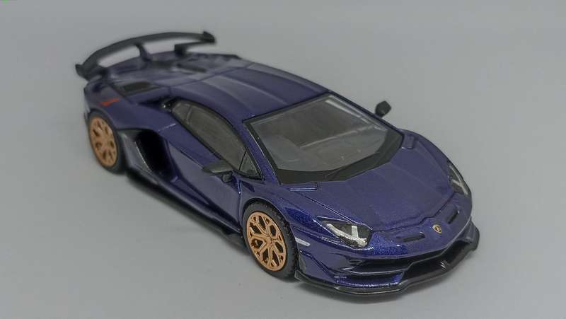 Mini GT Lamborghini Aventador SVJ