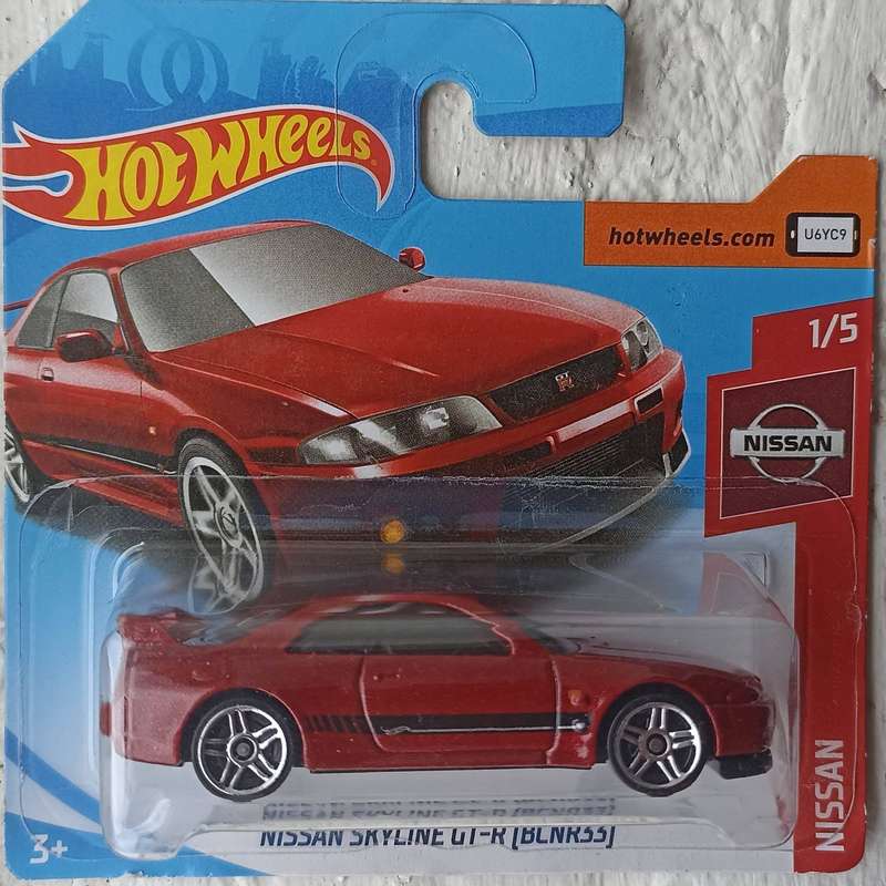 1/64 scale Nissan GTR R33 Red Hot wheels