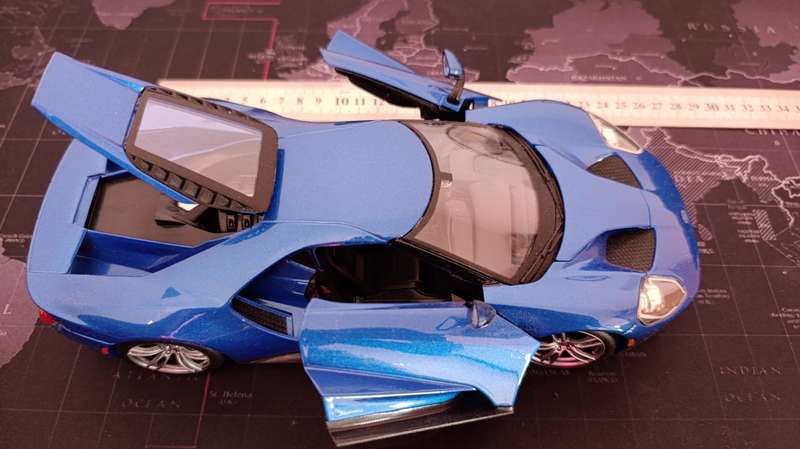 1:18 Maisto Ford GT