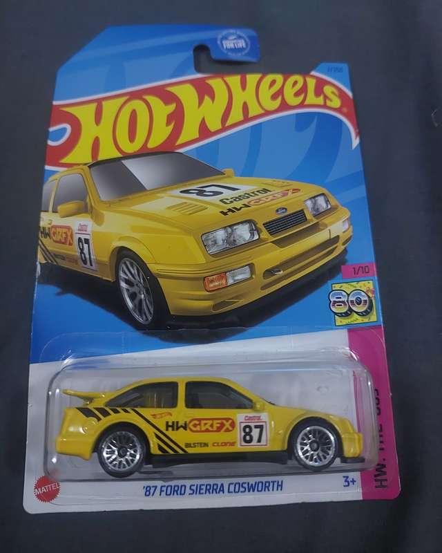HOT WHEELS '87 FORD SIERRA COSWORTH