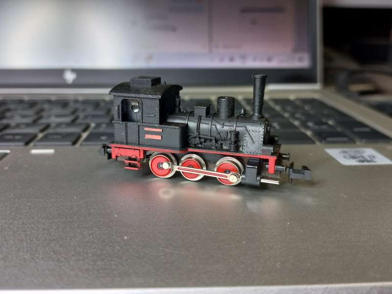 Minitrix  N 2913 Steam 0-6-0 Locomotive Little Donkey