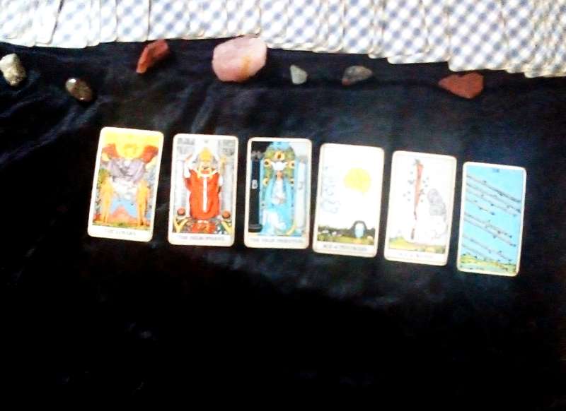 Tarot Readings/Divination and help offered
