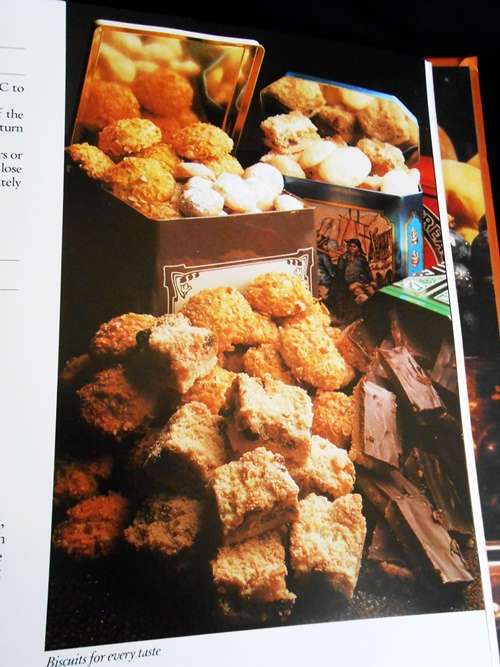 All Colour South African Cookbook - Sannie Smit FIRST EDITION signed by the author