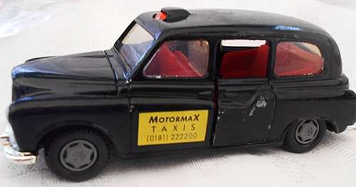 REDBOX MOTORMAX COLLECTIONS..LONDON TAXI..No.61052.....4.5" LONG model cars..