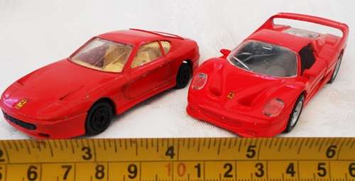 Burago red Ferrari456 GT 1:43 scale and Maisto Red Ferrari F50 1:39 two die-cast models