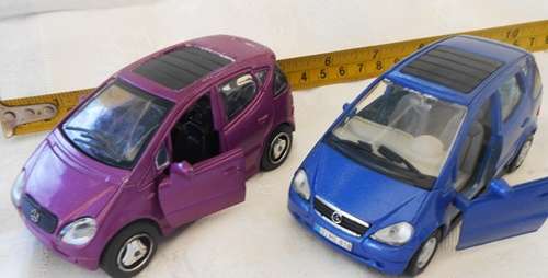 two die-cast model Mercedes Benz A-class cars NewRay  1:32 purple and WELLY blue no 9751