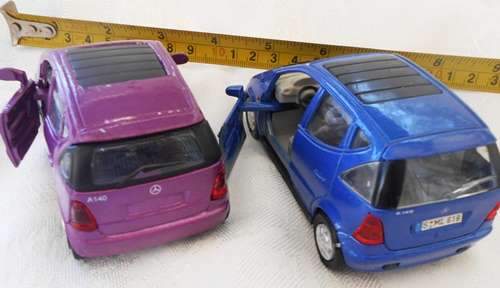two die-cast model Mercedes Benz A-class cars NewRay  1:32 purple and WELLY blue no 9751
