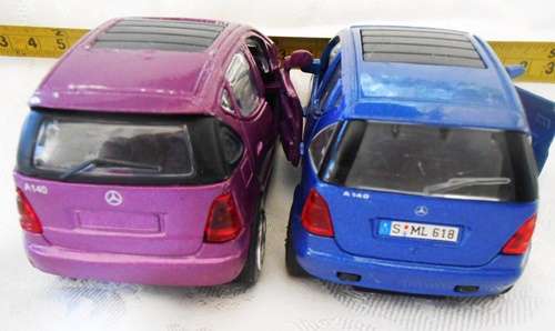 two die-cast model Mercedes Benz A-class cars NewRay  1:32 purple and WELLY blue no 9751