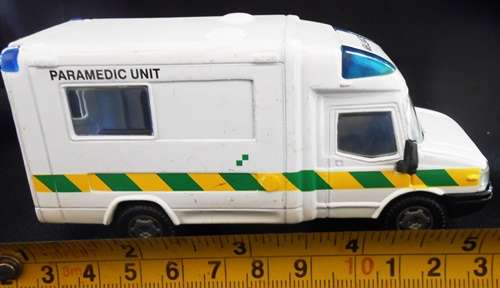 Redbox Models 1/43 Scale 61056 - LDV London Ambulance - White