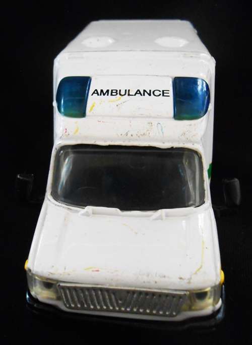 Redbox Models 1/43 Scale 61056 - LDV London Ambulance - White
