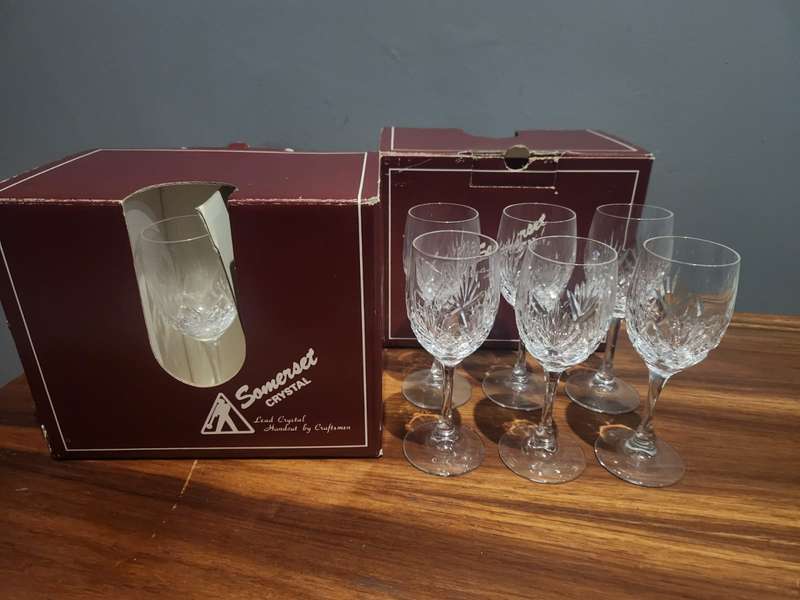 12 X Crystal Cherry glasses ( boxed )