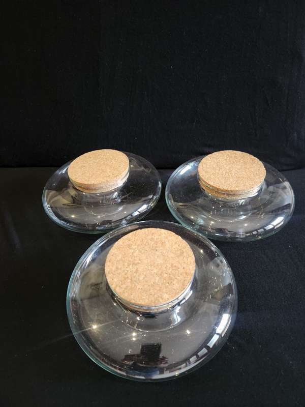 3 x Glass jars with cork lids