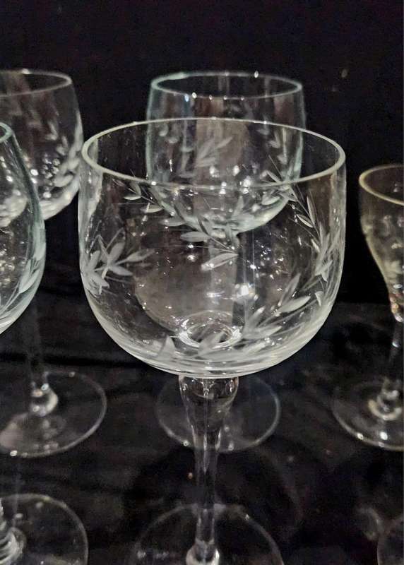 8 x crystal glasses ( 4 +4)