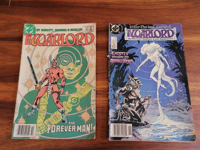 2 x DC WARLORD COMICS (1984 /1988)