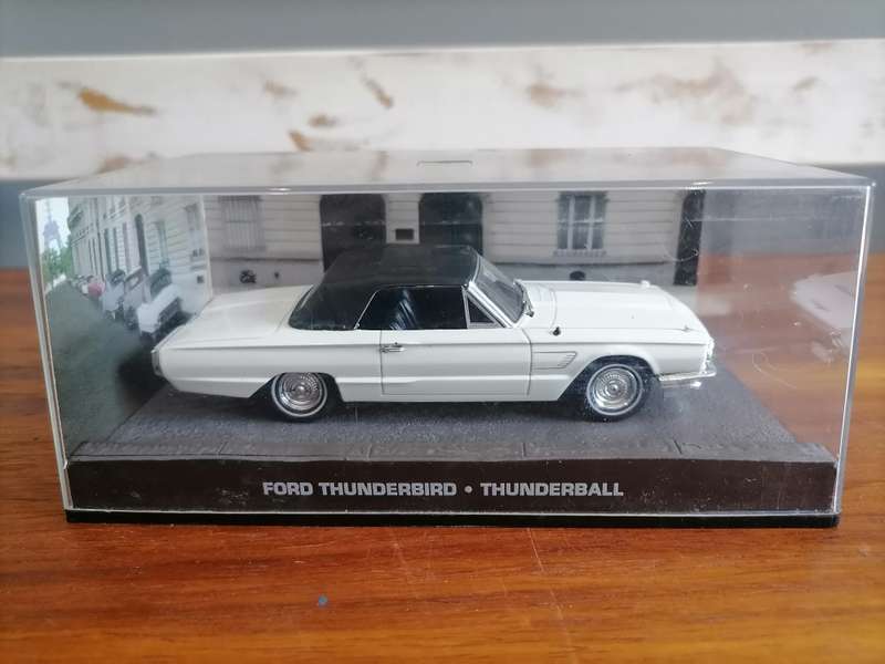 JAMES BOND 007 MODEL Car THUNDERBALL