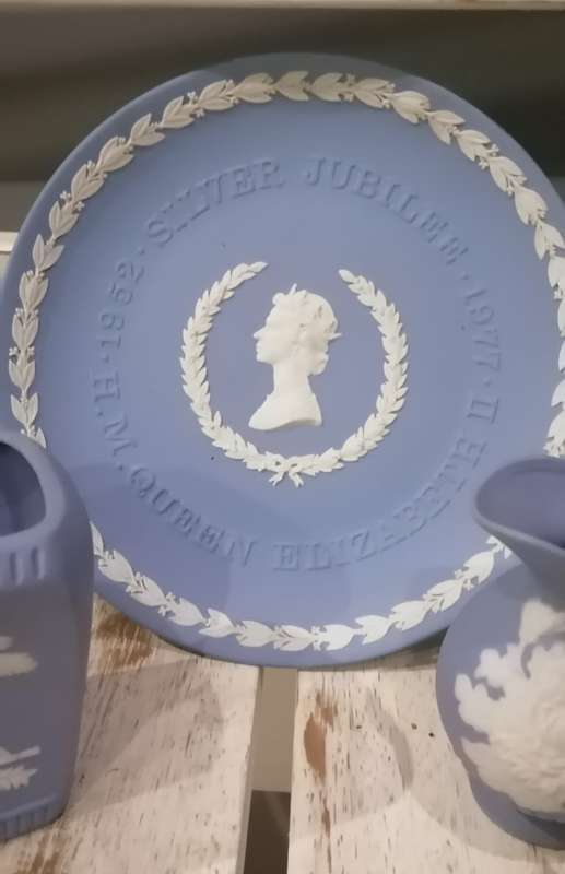 WEDGEWOOD LOT