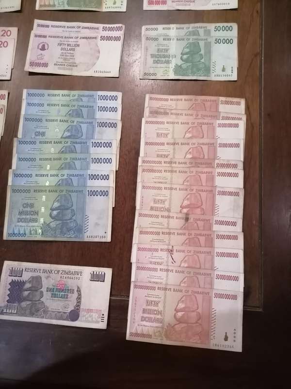 40 X ZIMBABWE BANKNOTES
