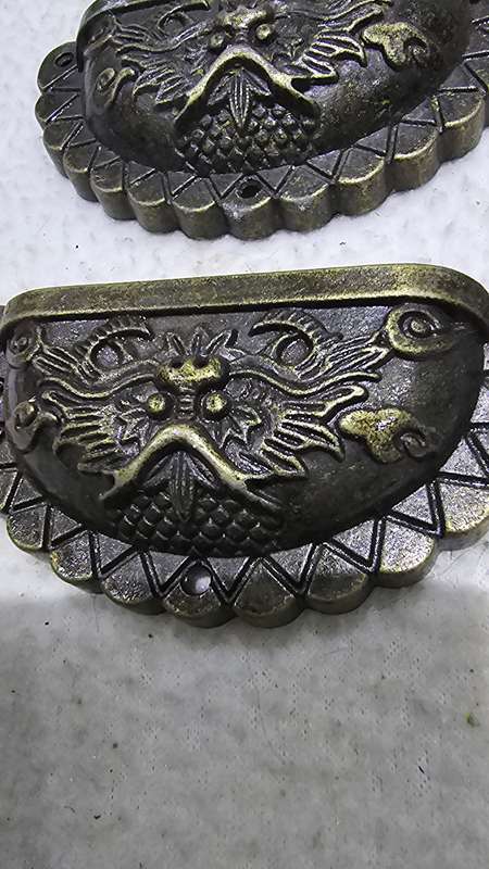 SET OF 6 METAL CHINESE DRAGON DRAWER/ CUP PULLS