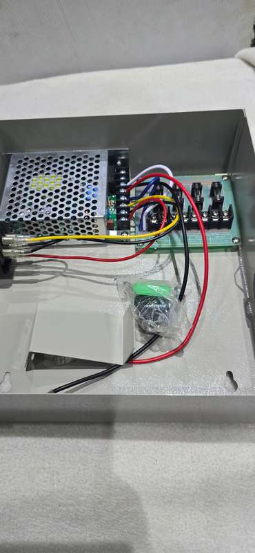DC 12V POWER SUPPLY WITH BATTERY BACKUP