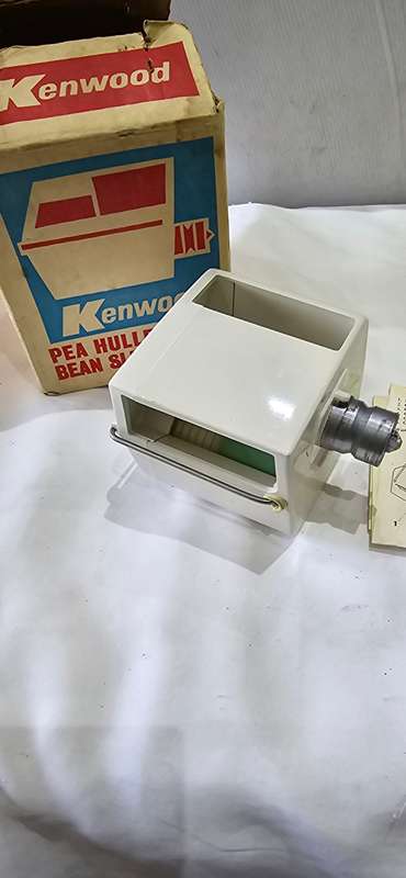 KENWOOD ATTACHMENT*PEA HULLER AND BEAN SLICER)UNUSED