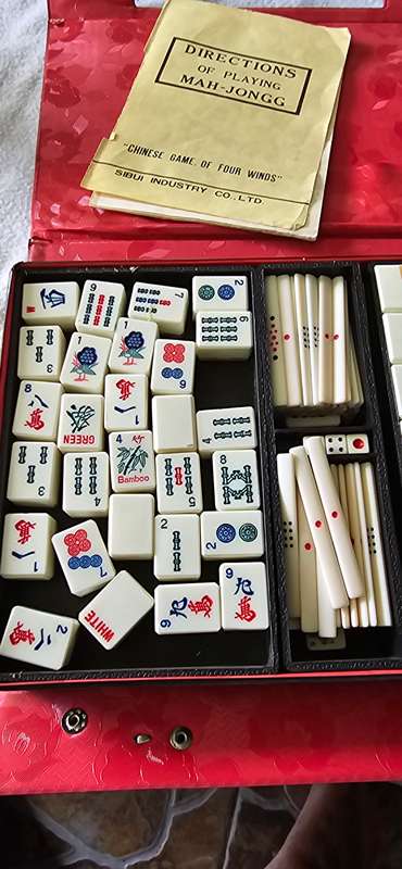 VINTAGE CHINESE MAHJONG(COMPLETE)