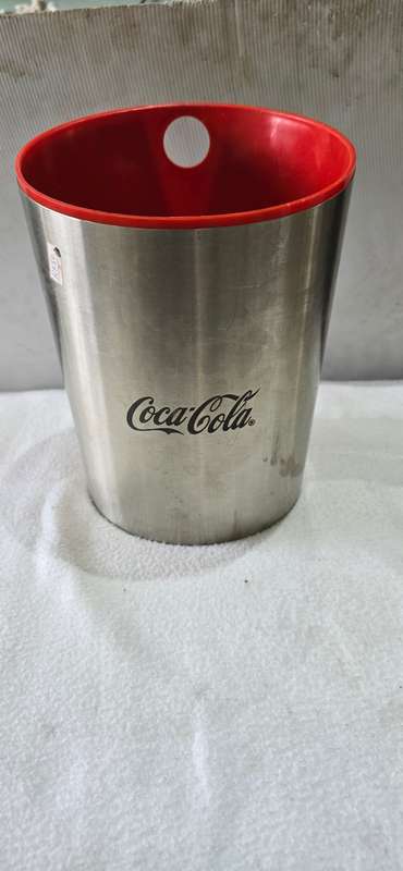 STAINLESS STEEL COCA-COLA BIN WITH INNER LINING