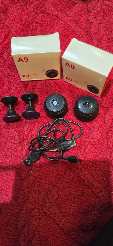 SET OF TWO A9 HD IP BATTERY CAMERAS