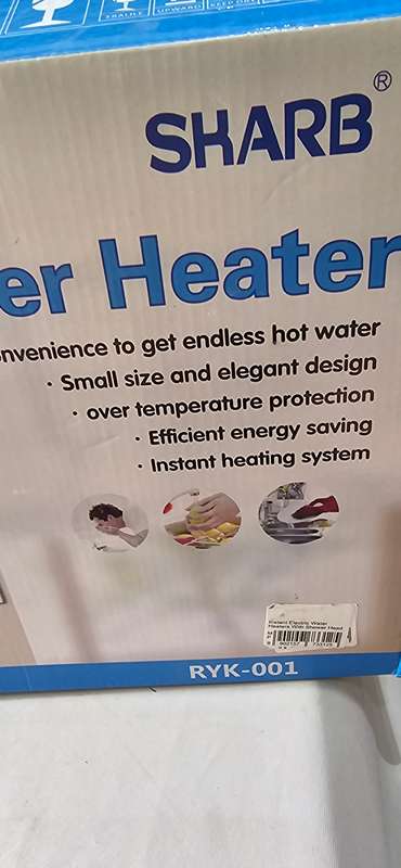 INSTANT WATER HEATER WITH SHOWER HEAD