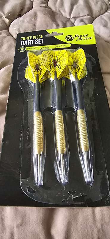 THREE PIECE  DART SET