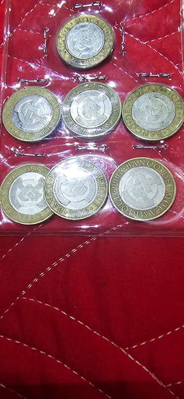 JOBLOT(7 PIECE MOZAMBIQUE COINS)