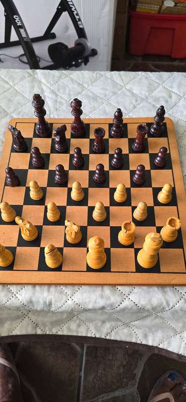 SOLID WOOD CHESS SET(OAK FINISH BOARD) COMPLETE