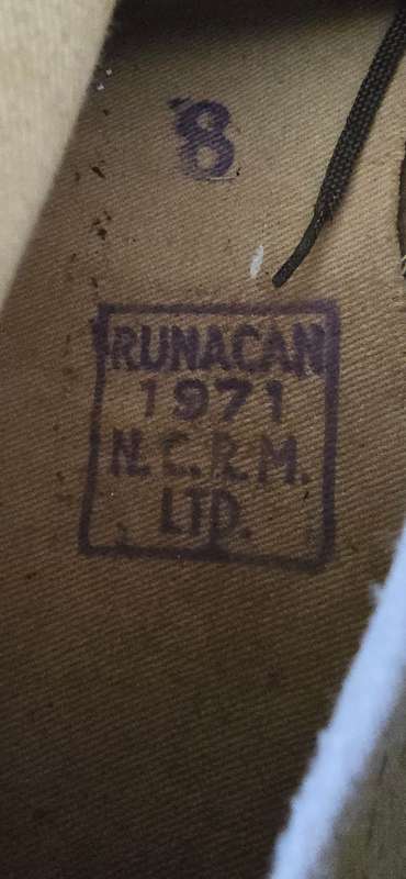 RUNACAM 1971 N.C.R.M GOOD QUALITY TEKKIES(SIZE 8)