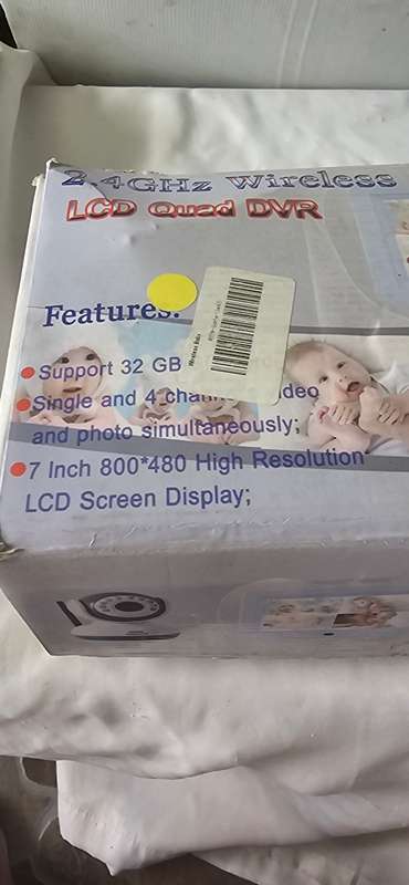 2.4 GHZ WIRELESS 7 INCH LCD QUAD DVR WITH 2 CAMERAS