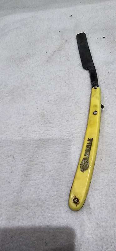 VINTAGE STRAIGHT RAZOR-SEE MARKINGS