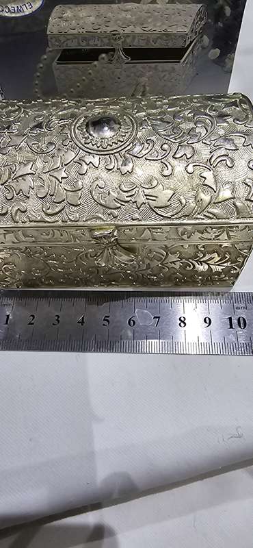 ELWECO SILVERPLATED ANTIQUE JEWELRY BOX(UNUSED) IN ORIGINAL BOX