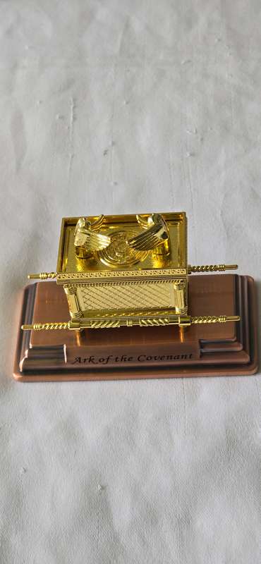 ARK OF THE COVENANT ANNOINTING OIL /WATER ITEM(METAL)12 × 6 X 6CM