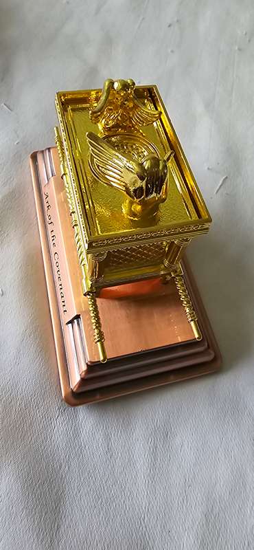 ARK OF THE COVENANT ANNOINTING OIL /WATER ITEM(METAL)12 × 6 X 6CM